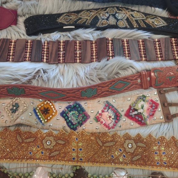 Boutique + Vintage Belt Lot Bundle - 17 Belts - Picture 6 of 8